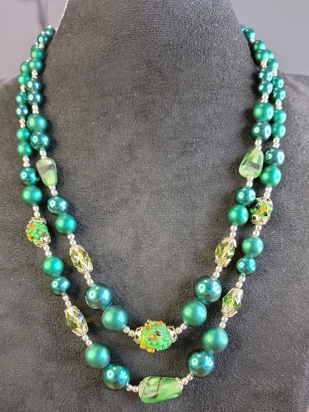 EUC Vintage Mid Century Japanese Tiered Necklace